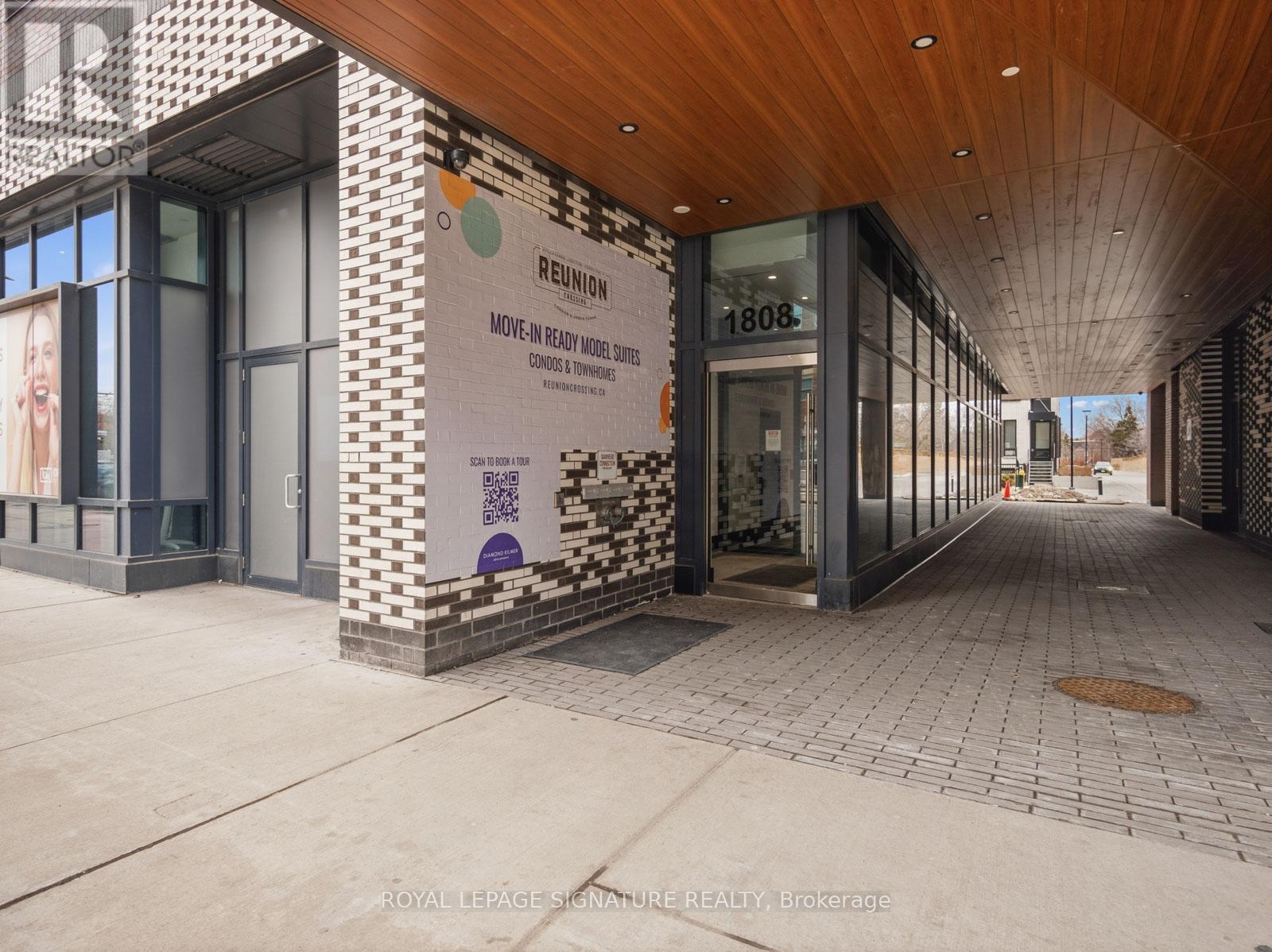 403 - 1808 St Clair Avenue, Toronto, Ontario  M6N 0C1 - Photo 3 - W12901662