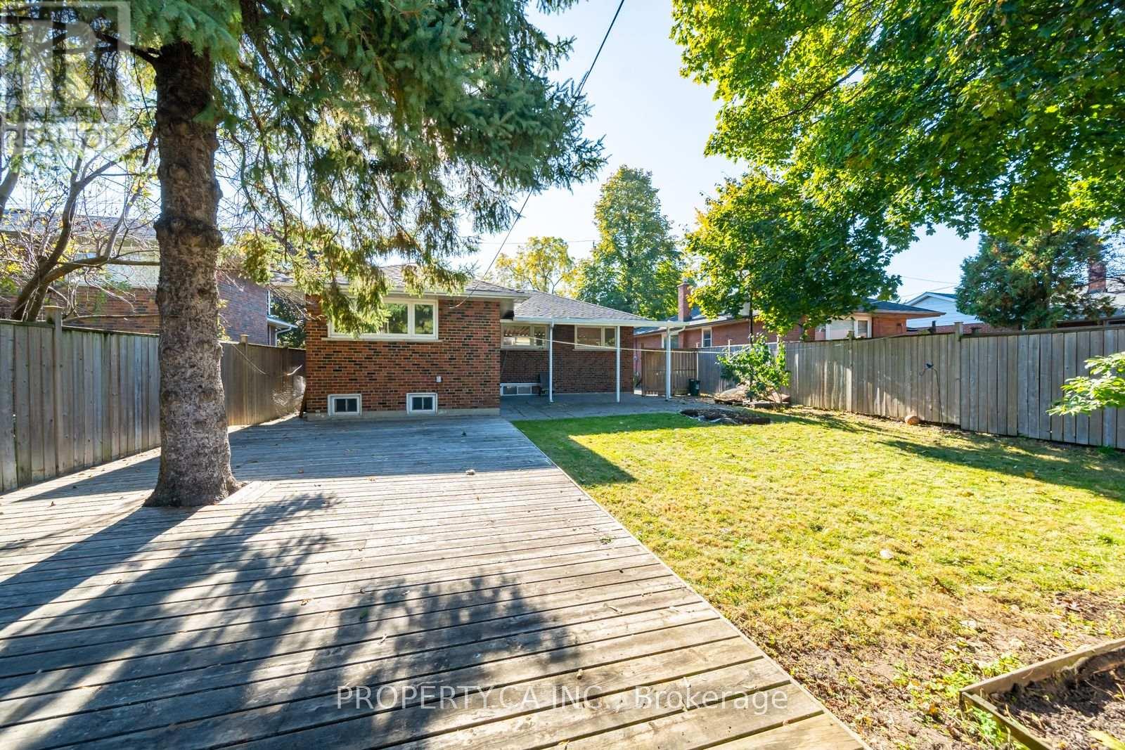 Lower - 46 Shrewsbury Square, Toronto, Ontario  M1T 1L2 - Photo 15 - E13069130