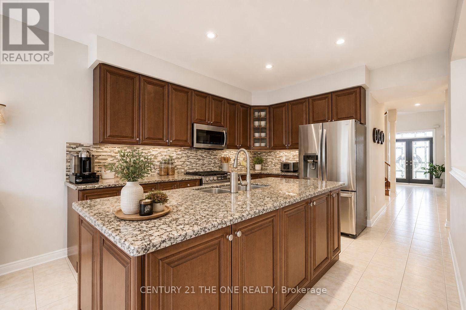 58 Shadow Falls Drive, Richmond Hill, Ontario  L4E 4J9 - Photo 14 - N12967870