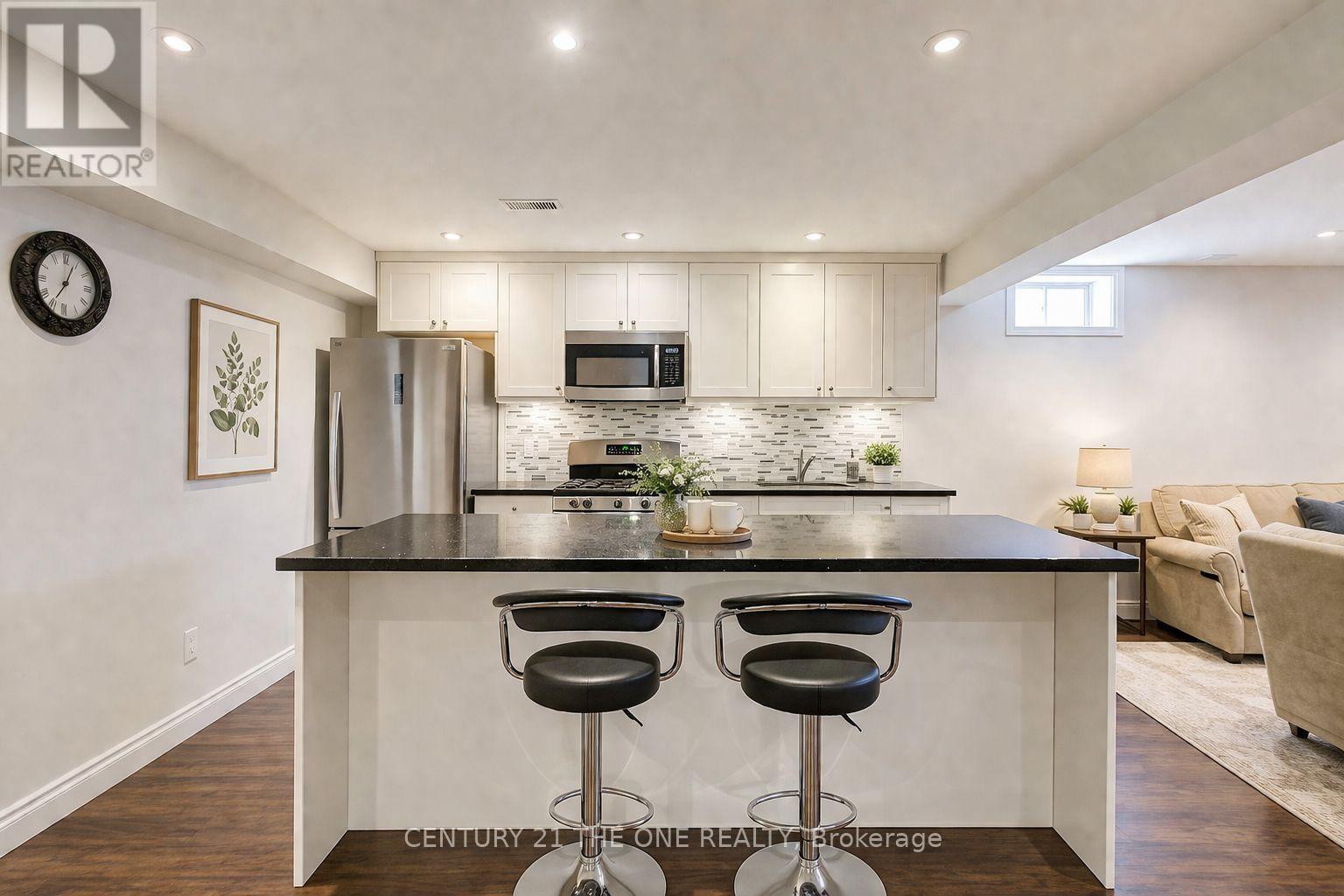 58 Shadow Falls Drive, Richmond Hill, Ontario  L4E 4J9 - Photo 33 - N12967870