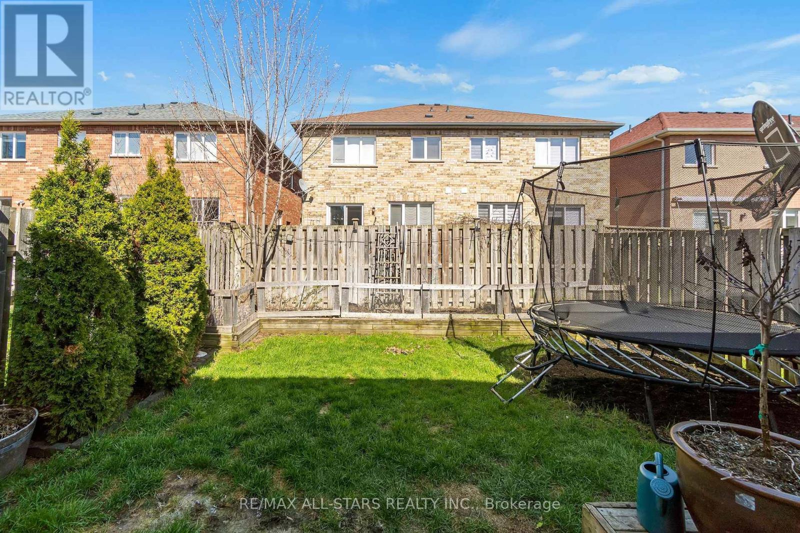825 Joe Persechini Drive, Newmarket, Ontario  L3X 2T7 - Photo 47 - N13057344