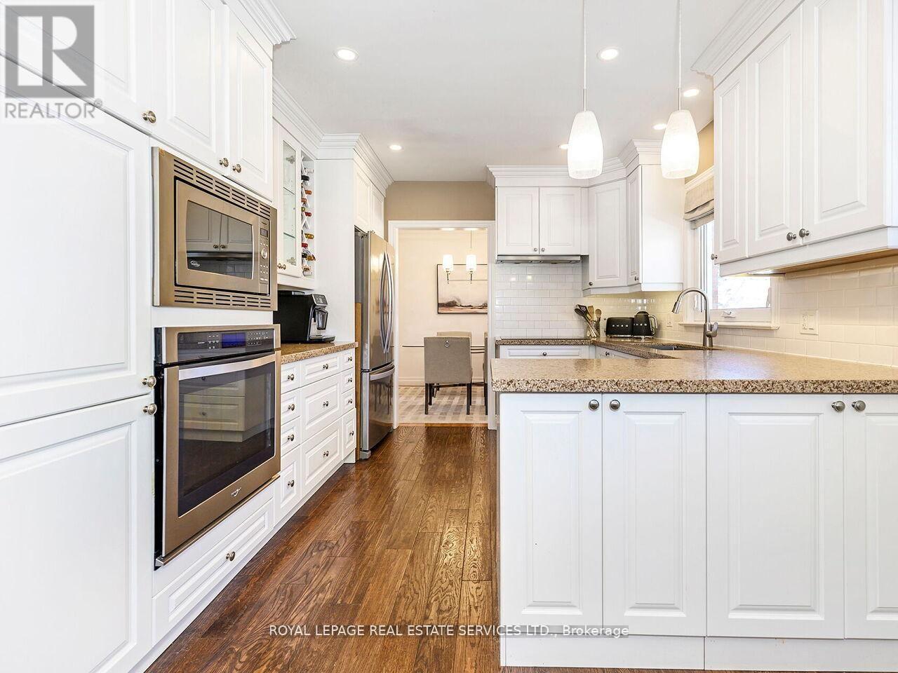 1602 Carletta Drive, Mississauga, Ontario  L4X 1E5 - Photo 18 - W13036926