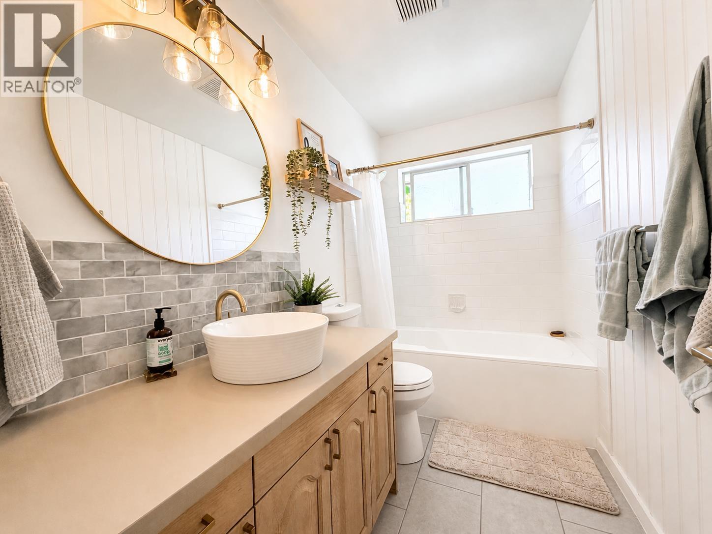 1001 Pomona Way, Squamish, British Columbia  V0N 1T0 - Photo 12 - R3119364