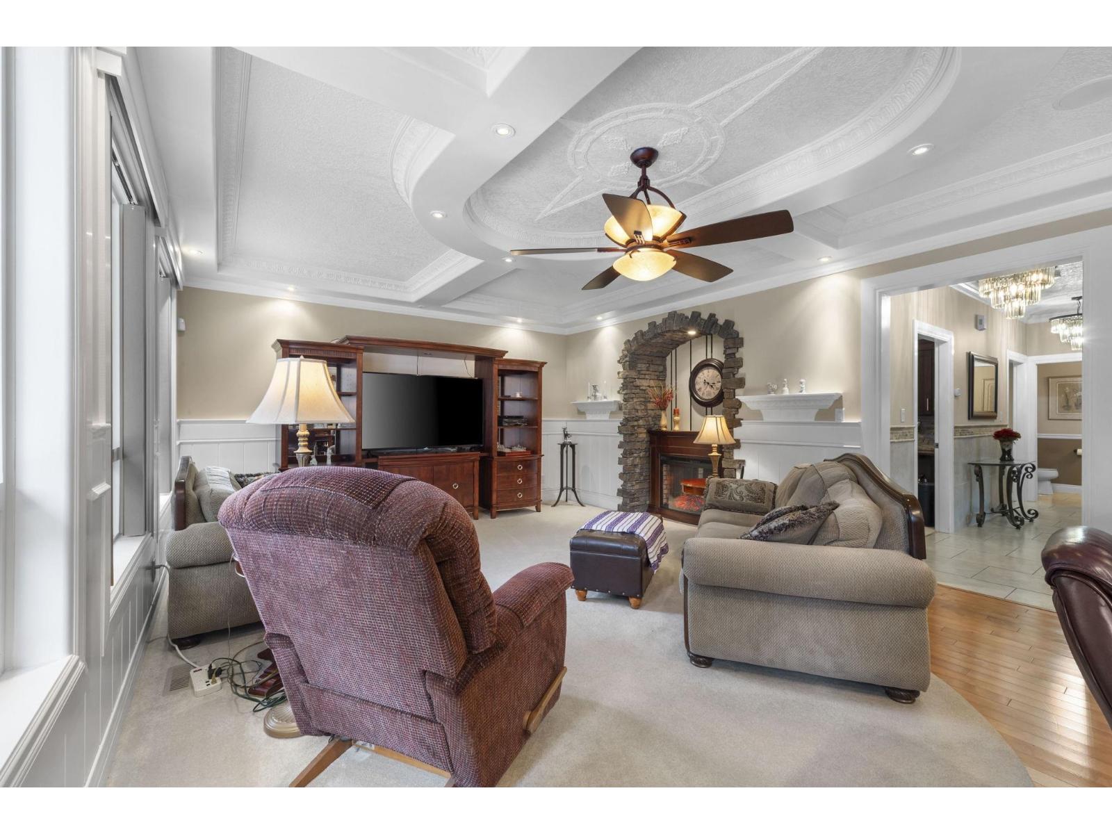 44414 Mclaren Drive, Sardis South, Chilliwack, British Columbia  V2R 0A3 - Photo 9 - R3107394