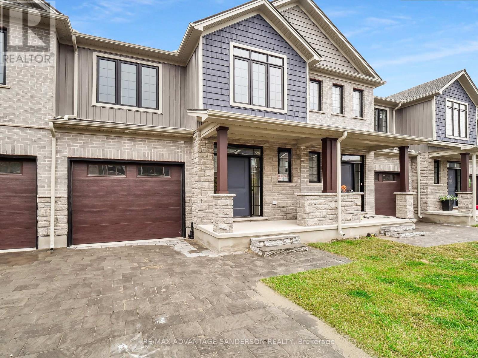 126 - 93 Stonefield Lane, Middlesex Centre, Ontario  N0M 2A0 - Photo 3 - X13083776