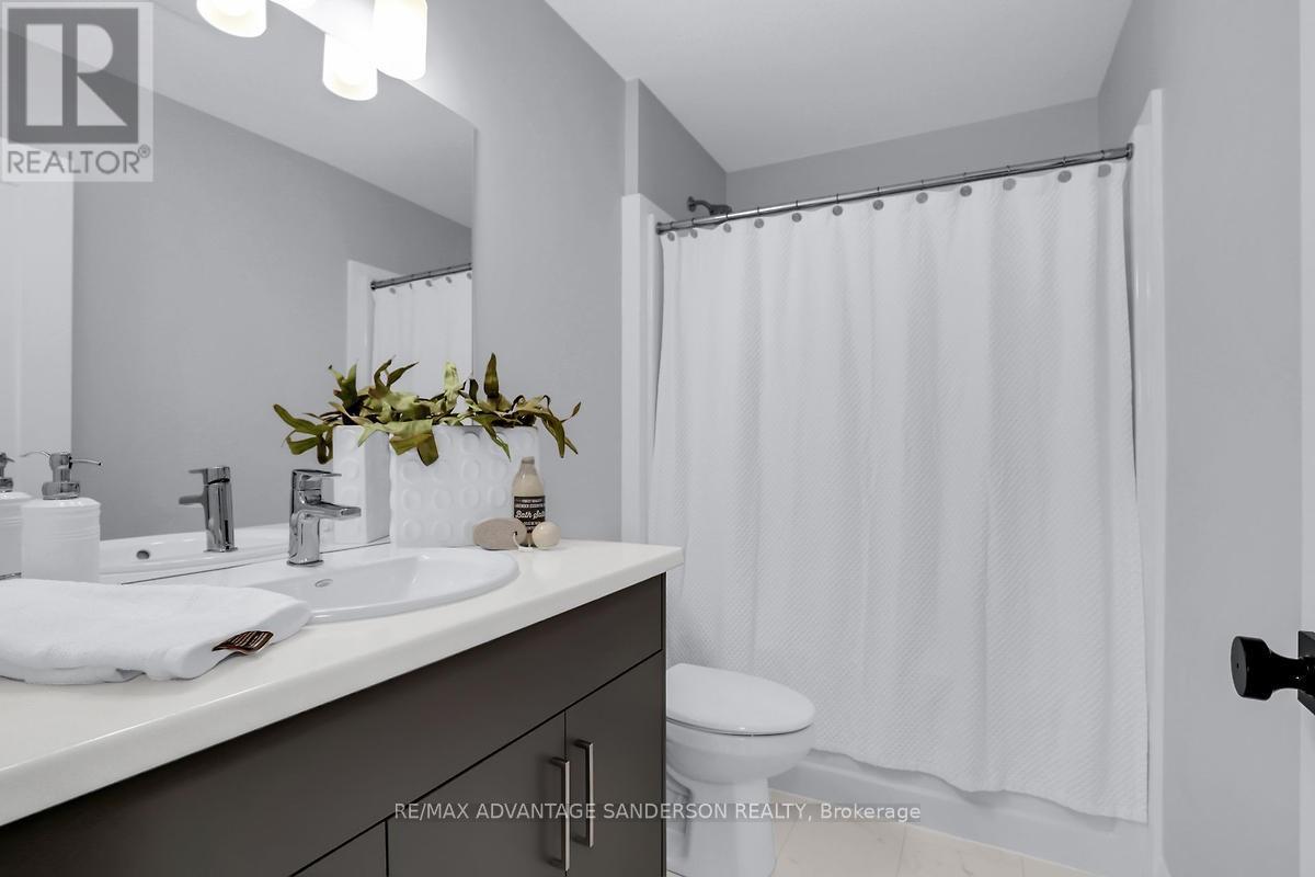 126 - 93 Stonefield Lane, Middlesex Centre, Ontario  N0M 2A0 - Photo 35 - X13083776