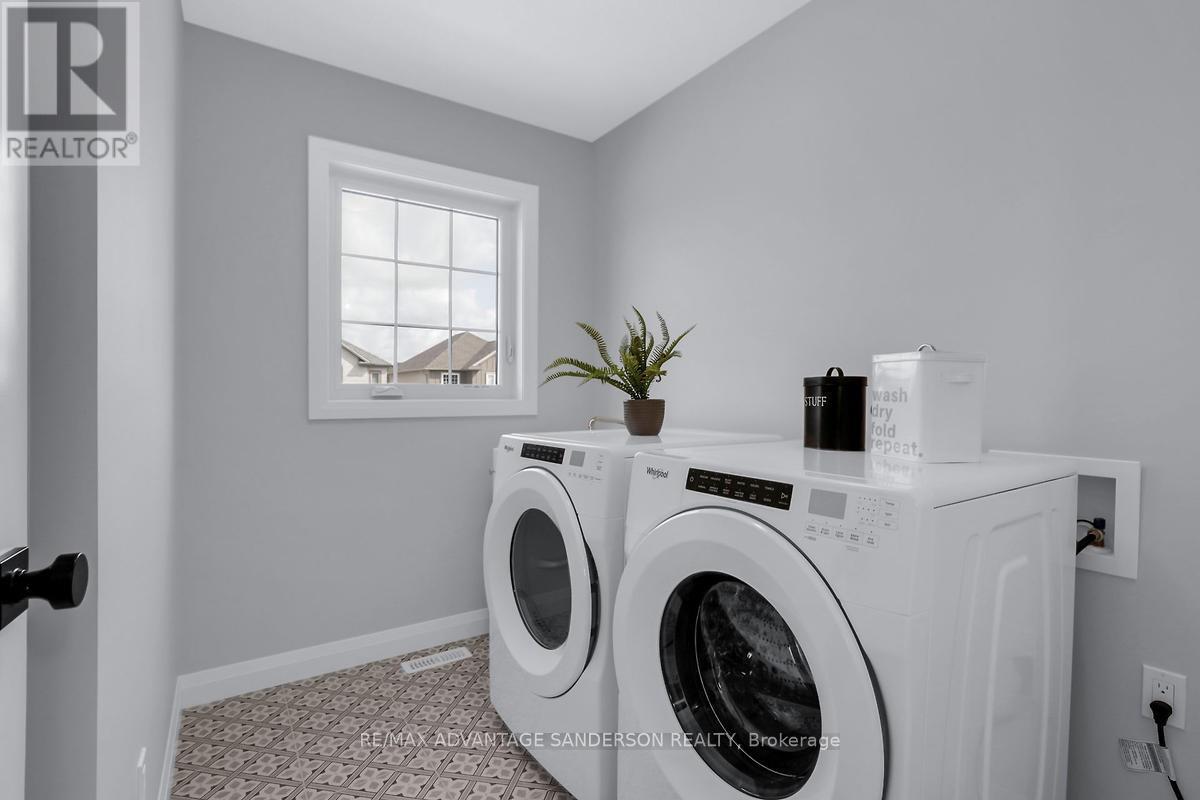 126 - 93 Stonefield Lane, Middlesex Centre, Ontario  N0M 2A0 - Photo 36 - X13083776