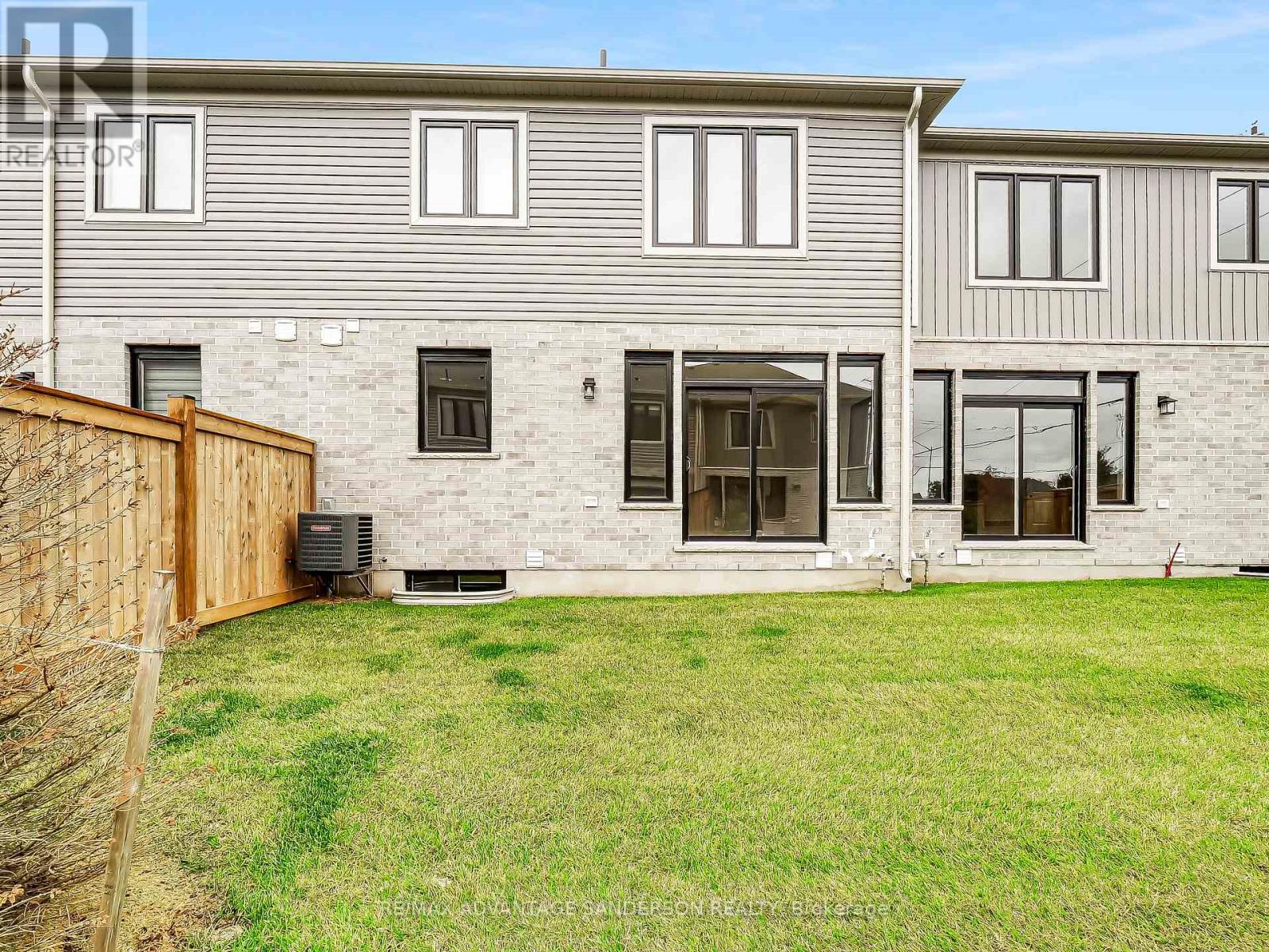 126 - 93 Stonefield Lane, Middlesex Centre, Ontario  N0M 2A0 - Photo 6 - X13083776