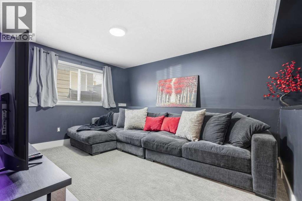 71 Woodfield Drive SW, Calgary, Alberta  T2W 3T3 - Photo 27 - A2307737
