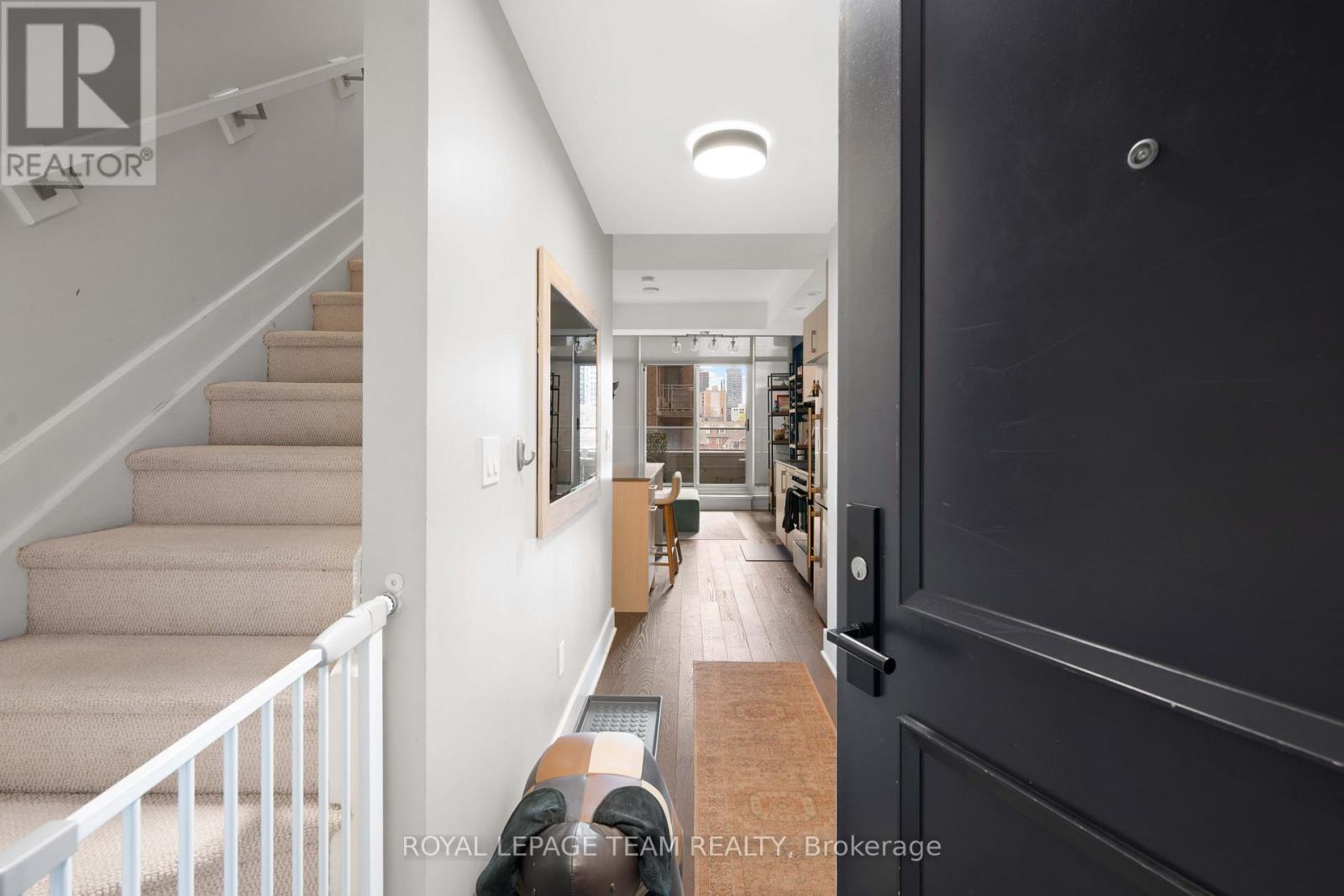 409 - 255 Bay Street N, Ottawa, Ontario  K1R 0C5 - Photo 14 - X13083738