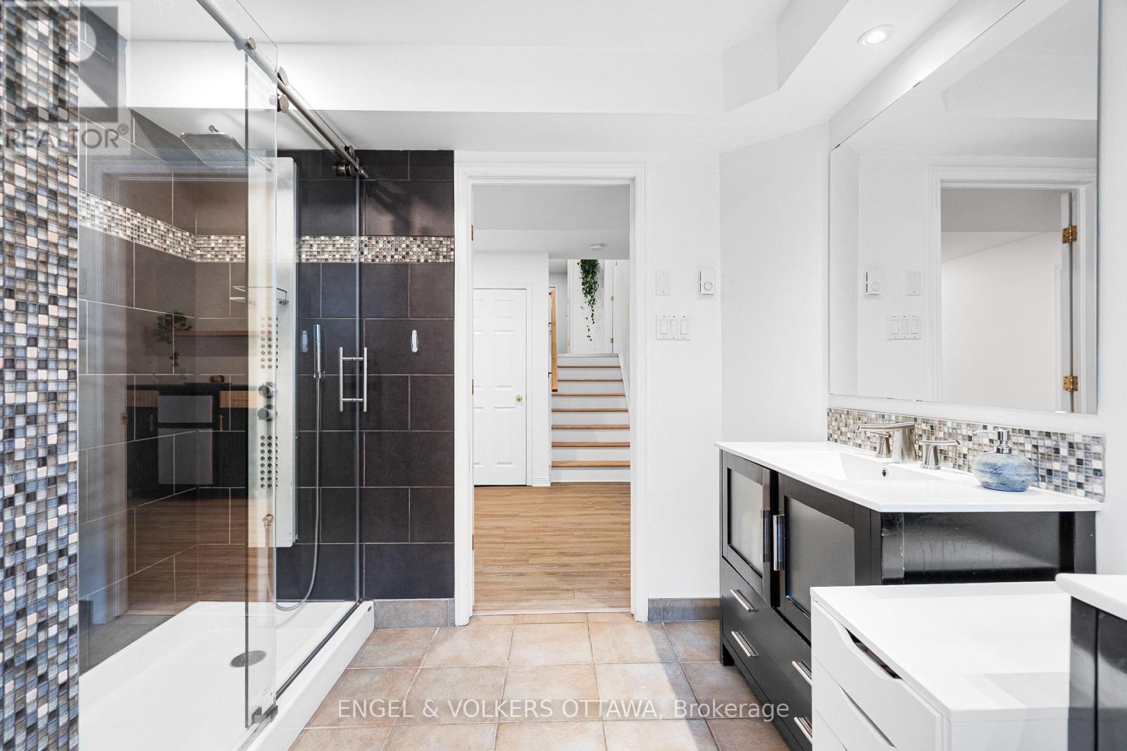 1926 Rideau Garden Drive, Ottawa, Ontario  K1S 1G6 - Photo 41 - X13083748