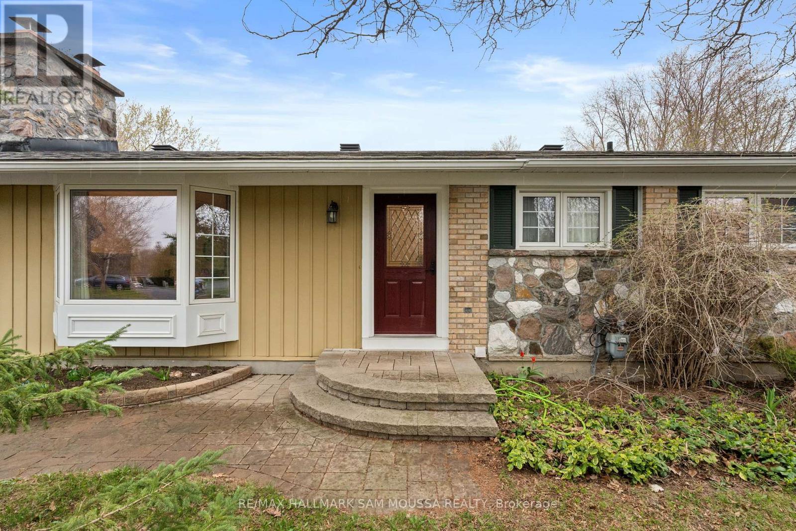 11 Springdale Crescent, Ottawa, Ontario  K2H 5T7 - Photo 6 - X13083798