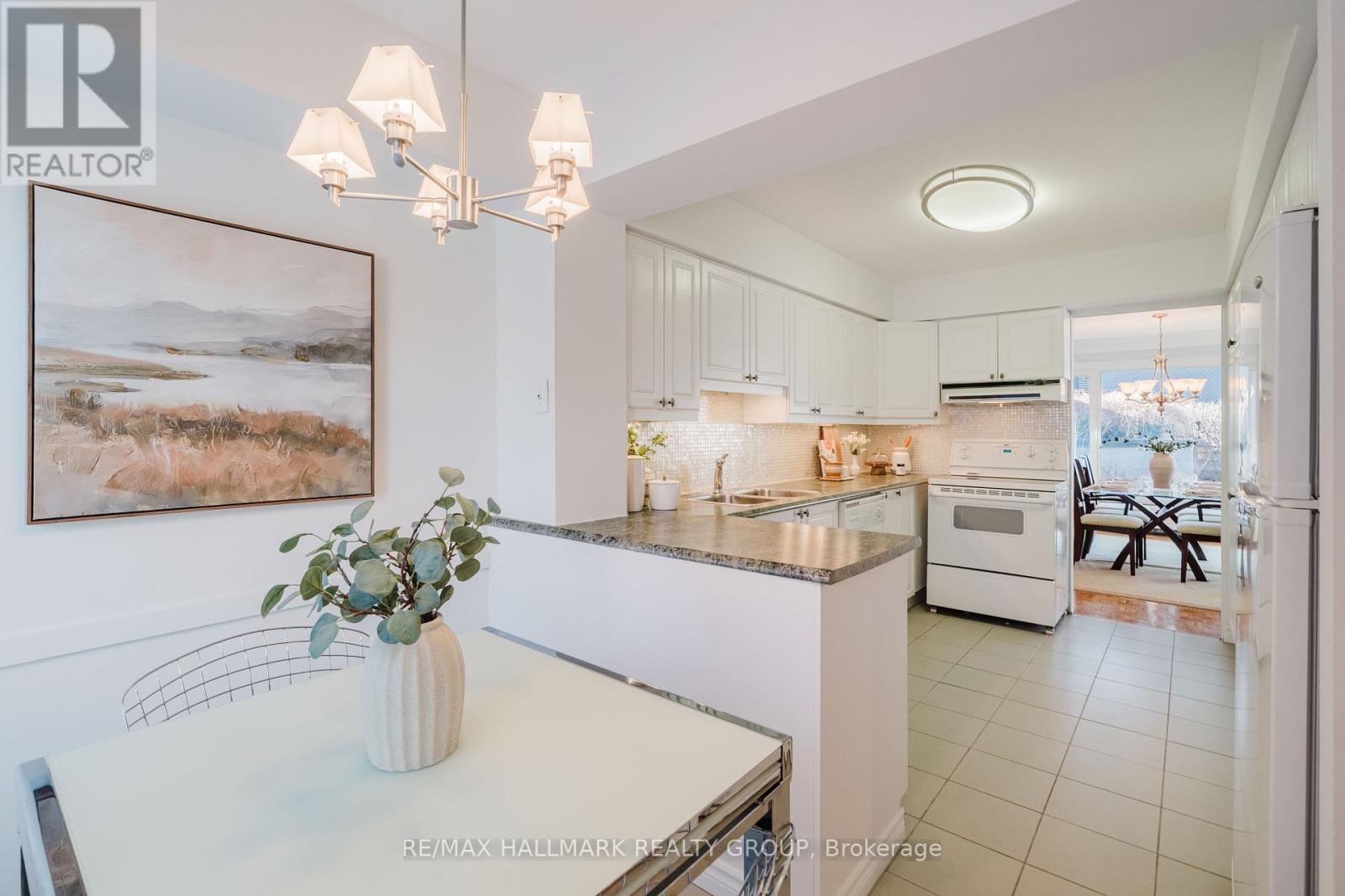 Th2 - 300 Queen Elizabeth Drive, Ottawa, Ontario  K1S 3M6 - Photo 6 - X13083848