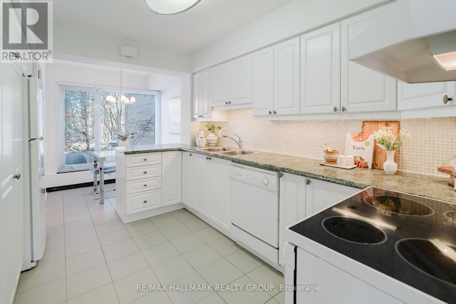 Th2 - 300 Queen Elizabeth Drive, Ottawa, Ontario  K1S 3M6 - Photo 7 - X13083848