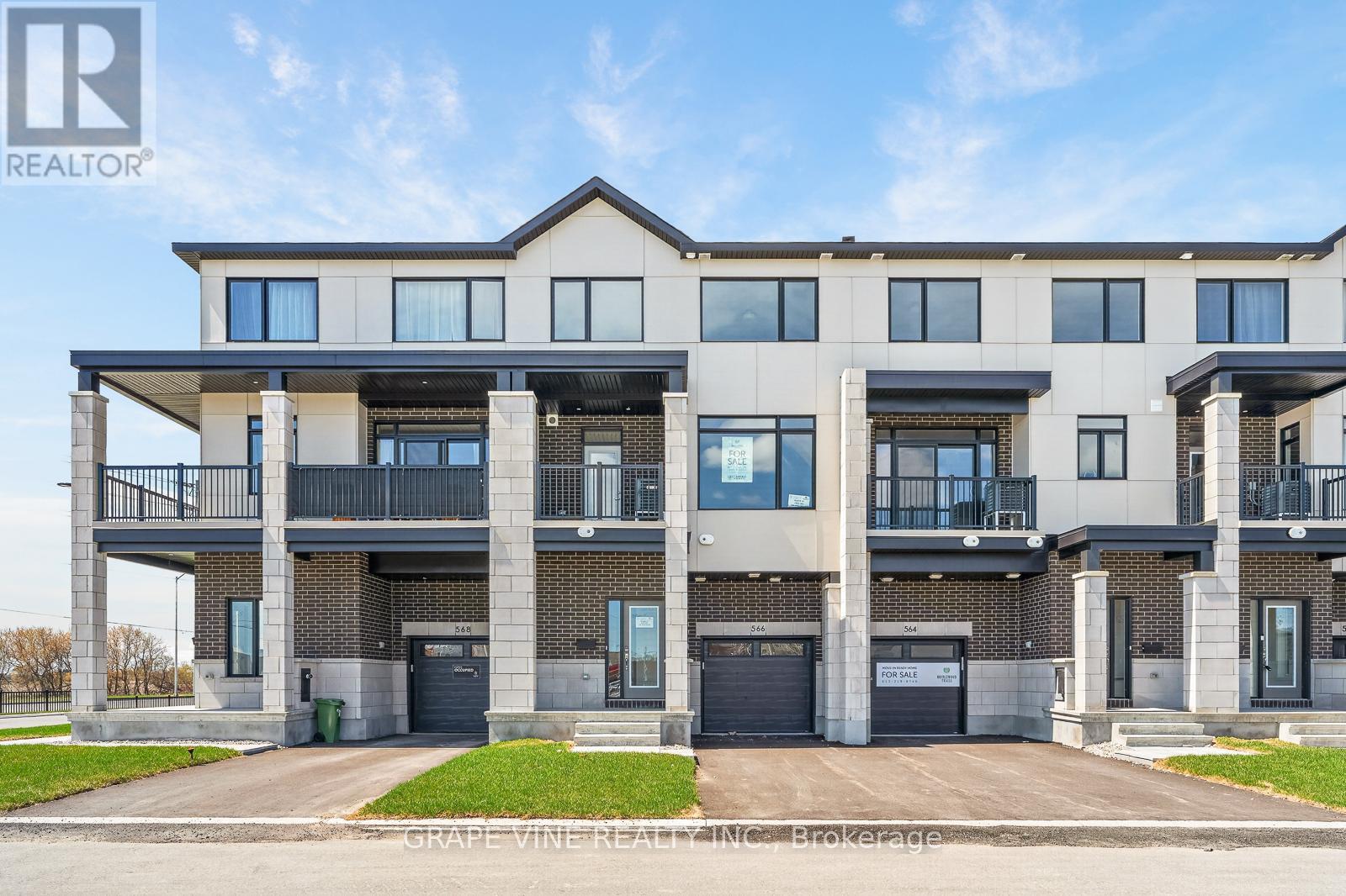 566 Arbia Ridge, Ottawa, Ontario  K2S 2S4 - Photo 1 - X13083870