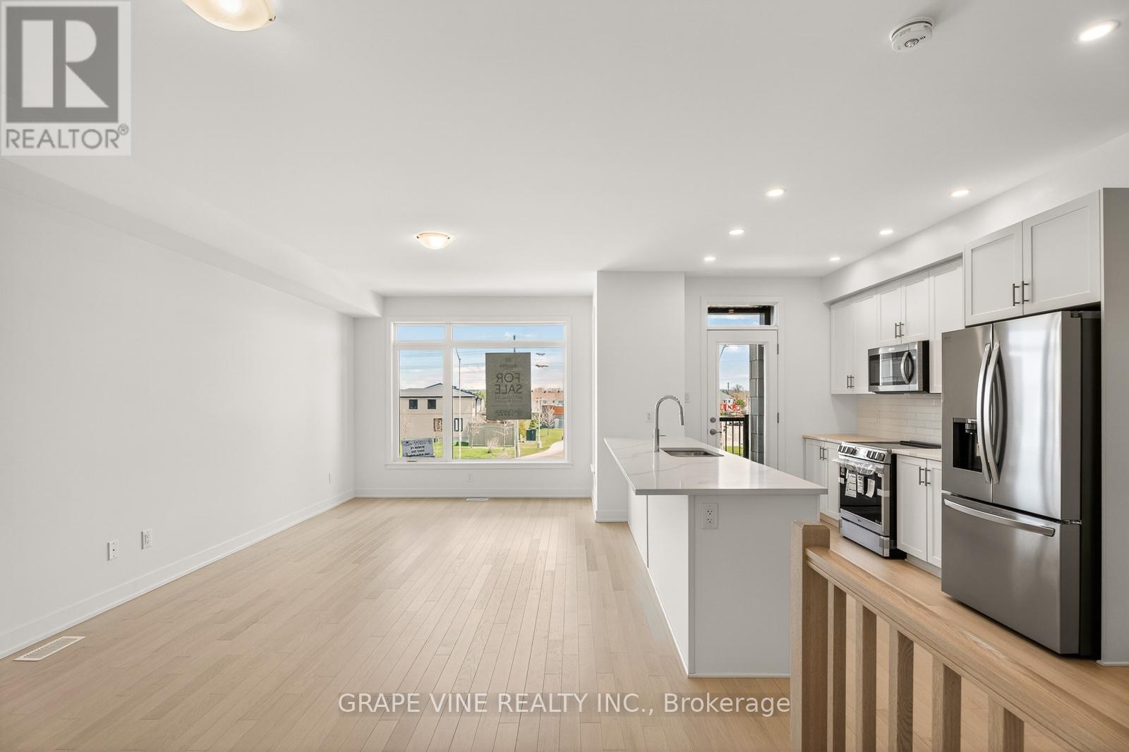 566 Arbia Ridge, Ottawa, Ontario  K2S 2S4 - Photo 19 - X13083870