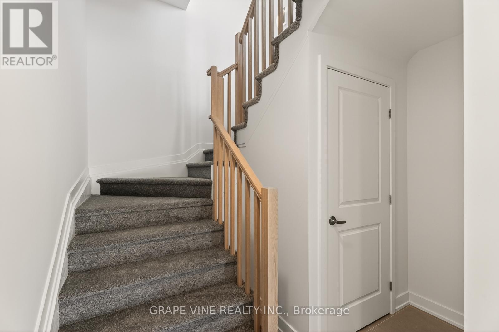 566 Arbia Ridge, Ottawa, Ontario  K2S 2S4 - Photo 9 - X13083870