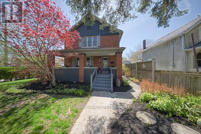 18 MAPLECREST AVENUE, St. Catharines, Ontario