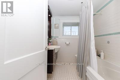 18 Maplecrest Avenue, St. Catharines, Ontario  L2T 1A8 - Photo 27 - X13083956