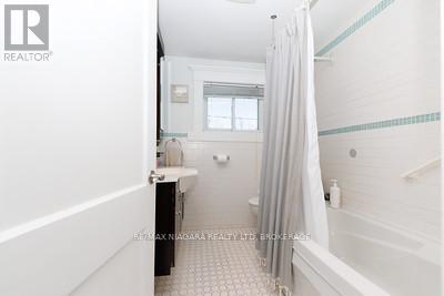 18 Maplecrest Avenue, St. Catharines, Ontario  L2T 1A8 - Photo 28 - X13083956