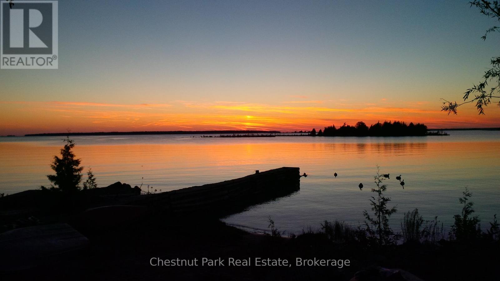 154 Myles Bay Shore Road, Northern Bruce Peninsula, Ontario  N0H 1W0 - Photo 27 - X12887284