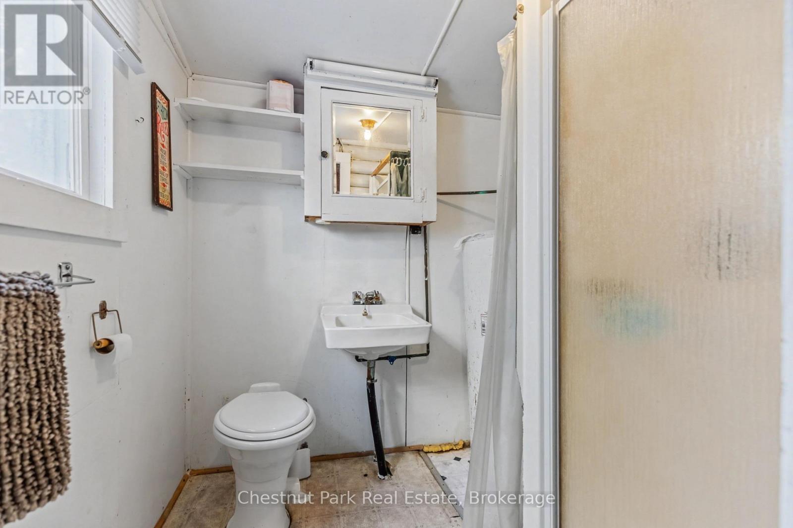 154 Myles Bay Shore Road, Northern Bruce Peninsula, Ontario  N0H 1W0 - Photo 26 - X12887284