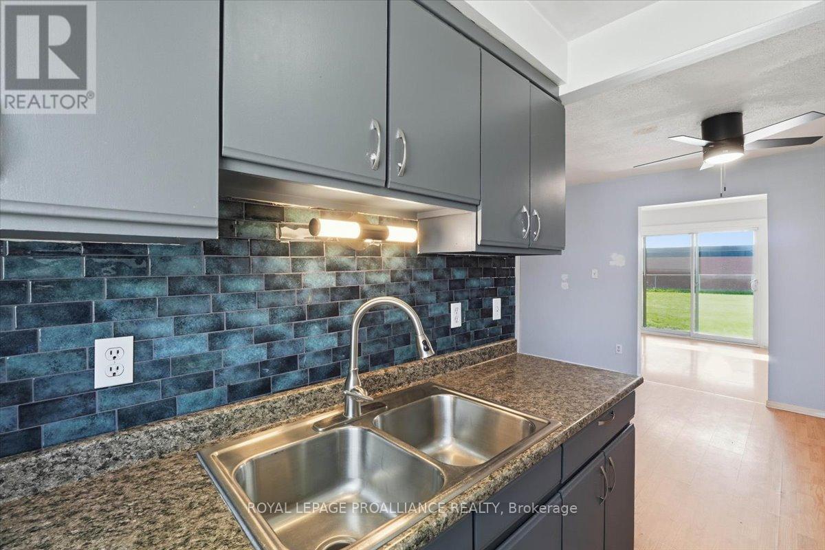 G - 209 North Park Street, Belleville, Ontario  K8P 4T9 - Photo 11 - X12886520