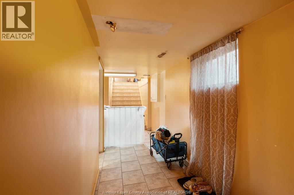 497 Caron Avenue, Windsor, Ontario  N9A 5B5 - Photo 30 - 26010099