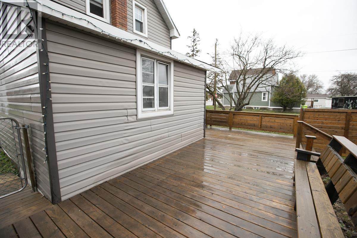 351 Bloor St W, Sault Ste. Marie, Ontario  P6C 1J6 - Photo 10 - SM260875