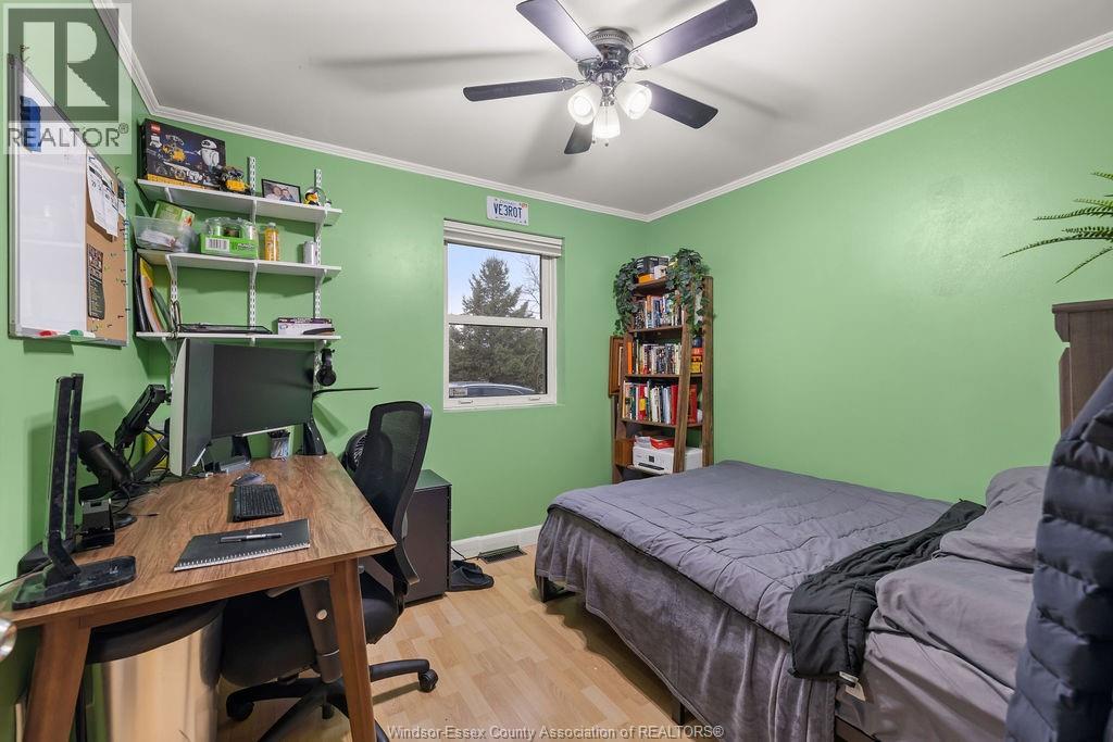 2119 Longfellow, Windsor, Ontario  N9B 3J5 - Photo 7 - 26010063