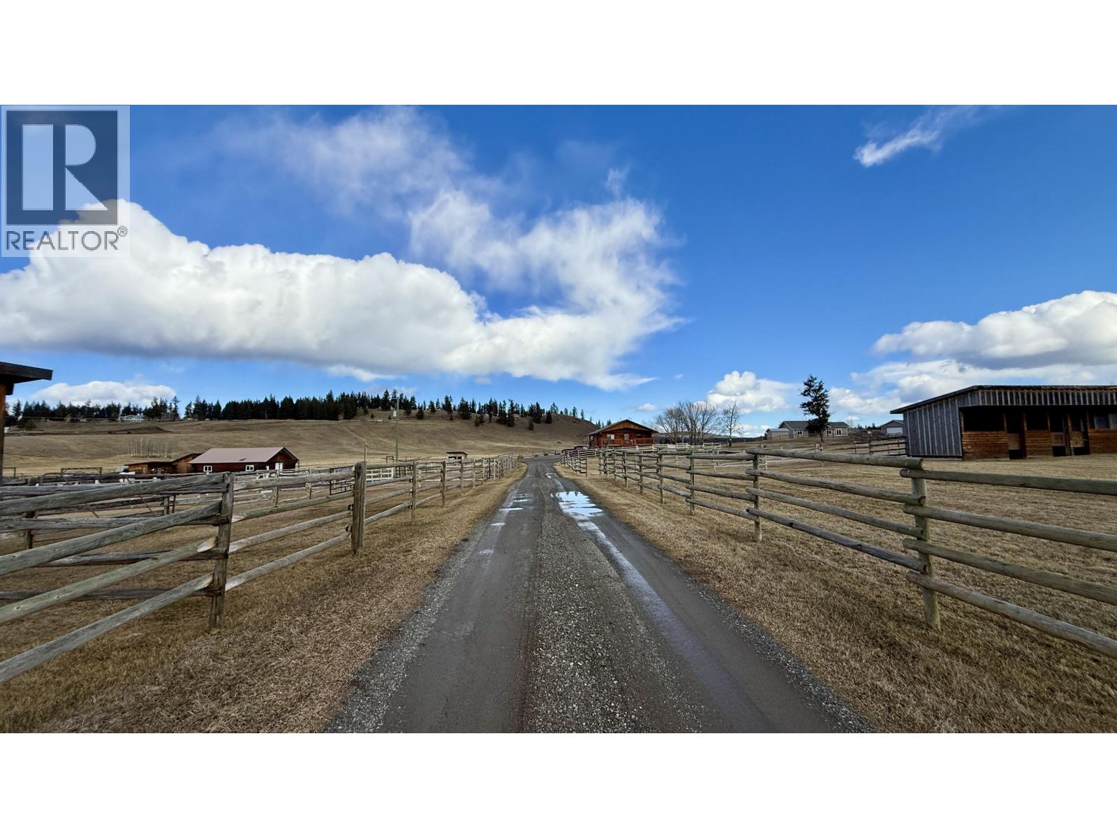 5393 Tatton Station Road, 100 Mile House, British Columbia  V0K 2E1 - Photo 21 - R3098087