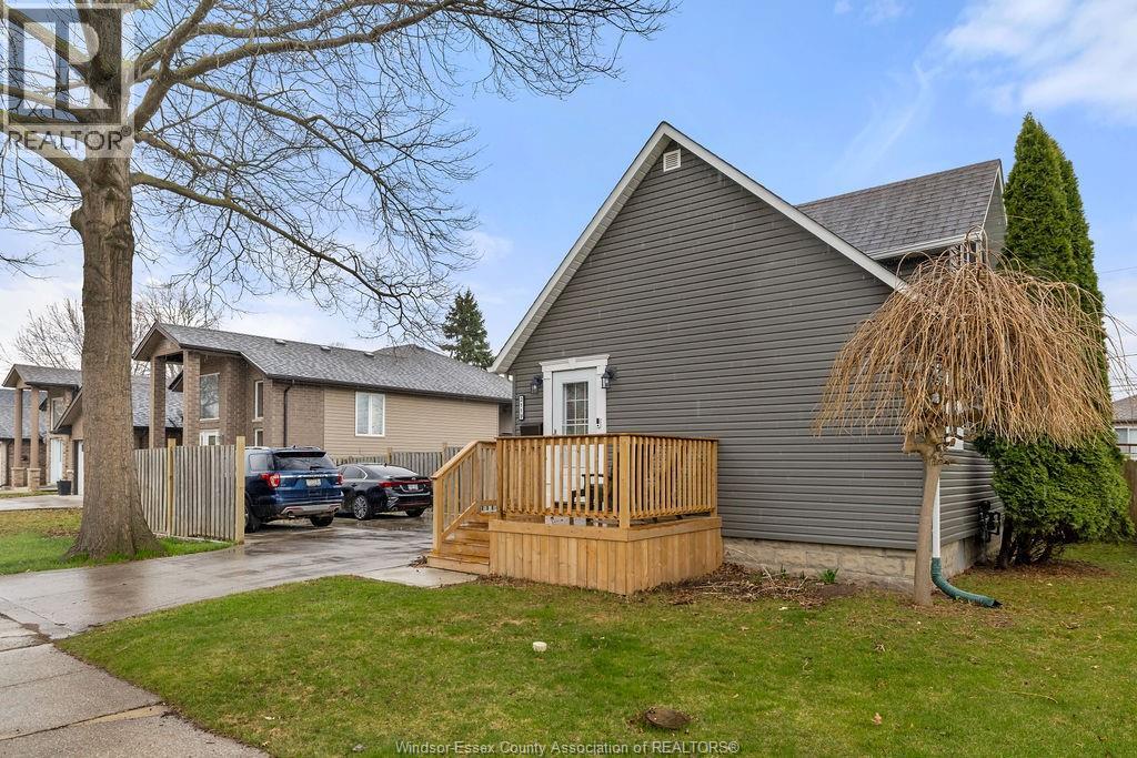 2119 Longfellow, Windsor, Ontario  N9B 3J5 - Photo 18 - 26010063