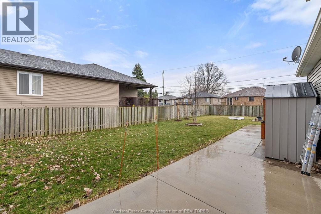 2119 Longfellow, Windsor, Ontario  N9B 3J5 - Photo 19 - 26010063