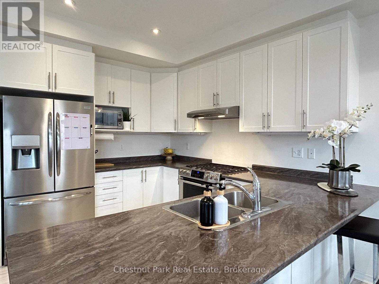 90 Tracey Lane, Collingwood, Ontario  L9Y 3Y7 - Photo 13 - S13083628
