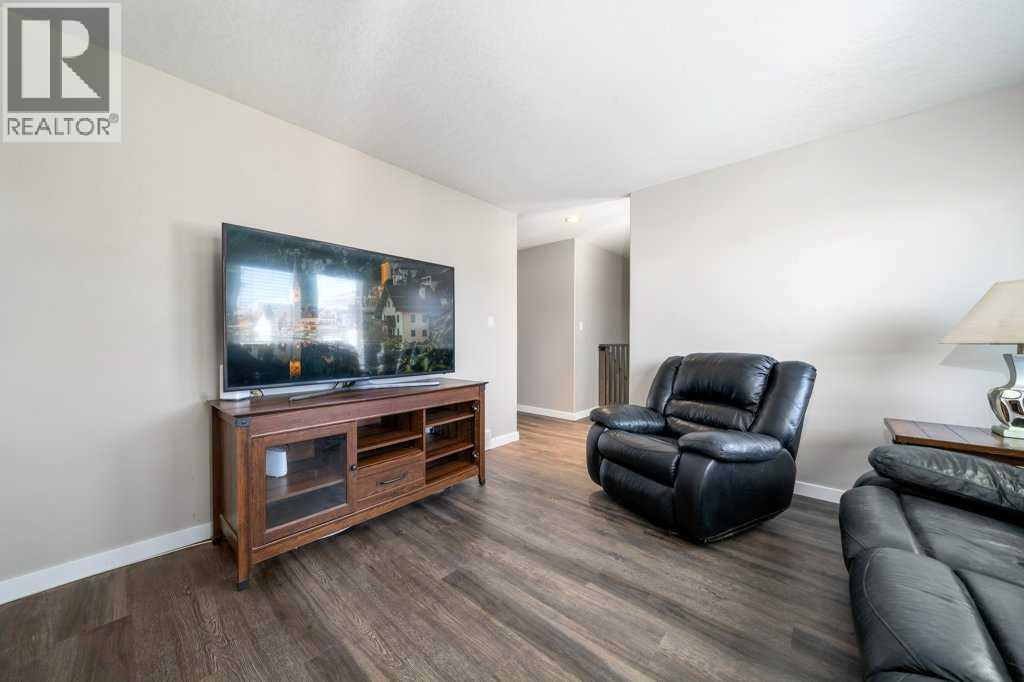 46 Sage Close Se, Medicine Hat, Alberta  T1B 4H7 - Photo 8 - A2304345