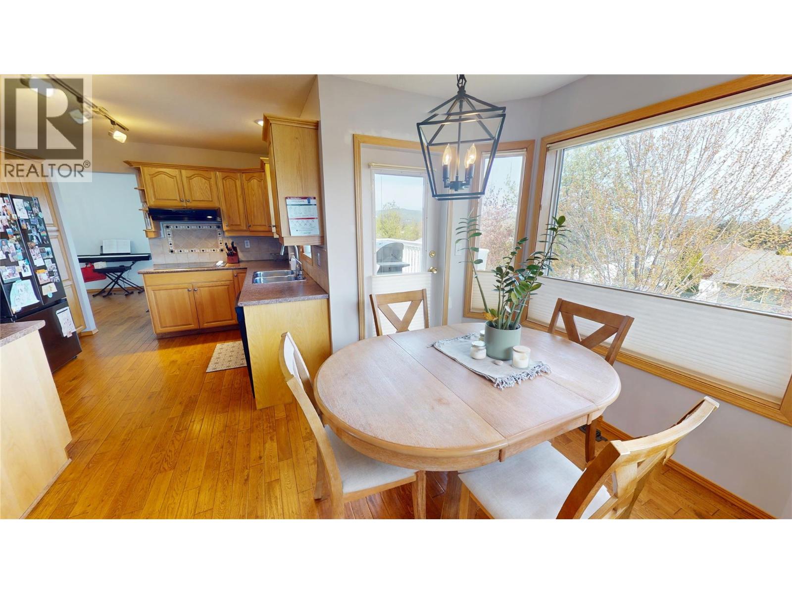 1308 20a Street S, Cranbrook, British Columbia  V1C 6L7 - Photo 7 - 10385877