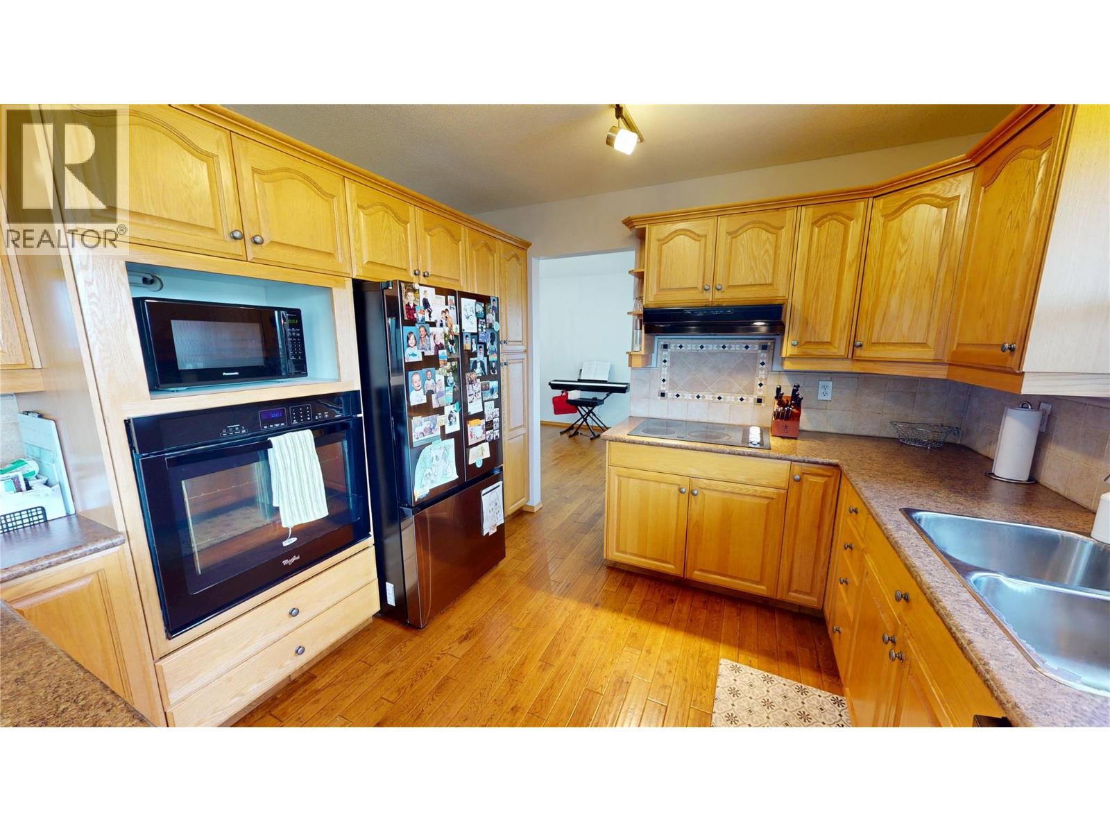 1308 20a Street S, Cranbrook, British Columbia  V1C 6L7 - Photo 5 - 10385877