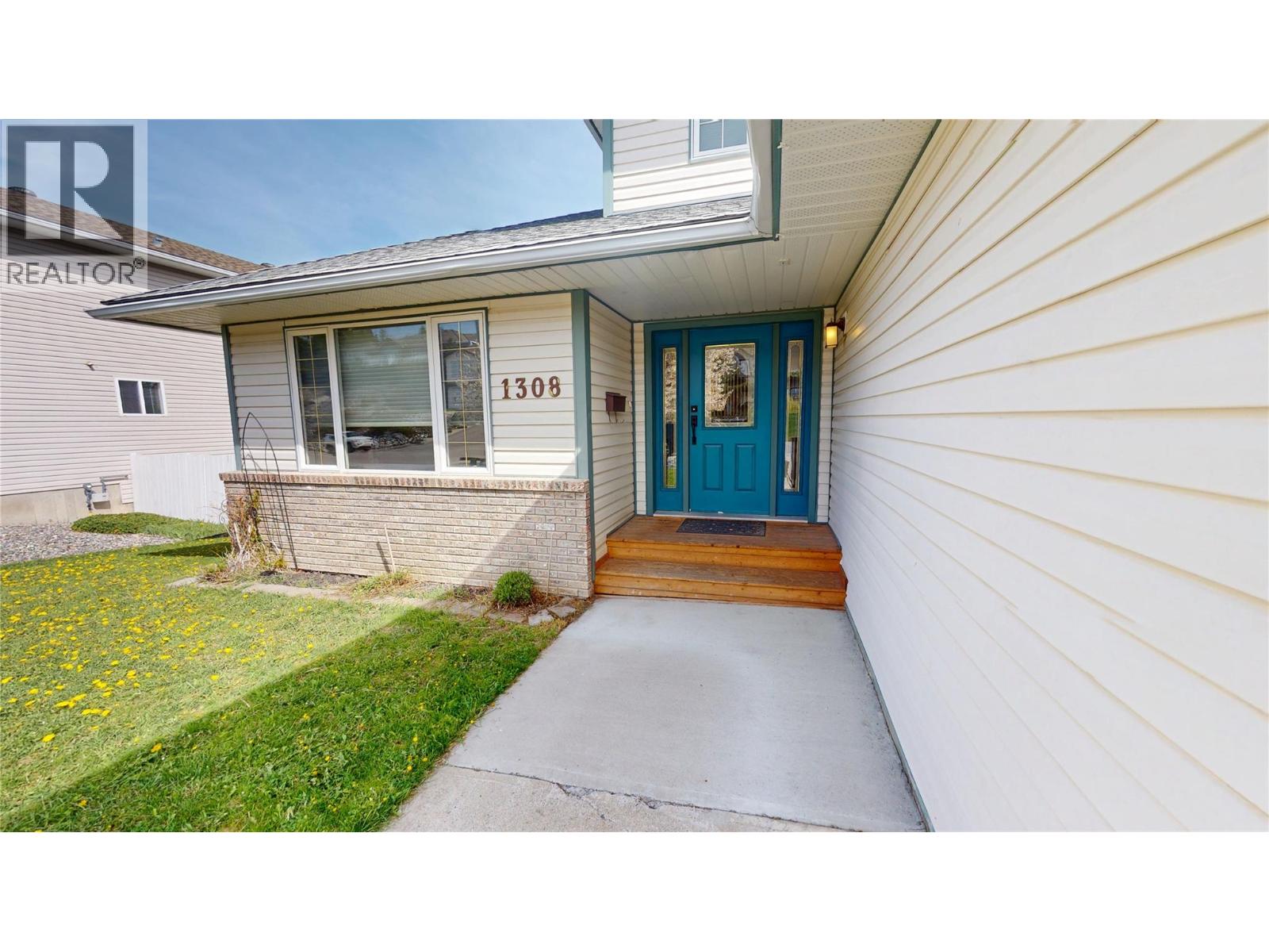 1308 20a Street S, Cranbrook, British Columbia  V1C 6L7 - Photo 3 - 10385877