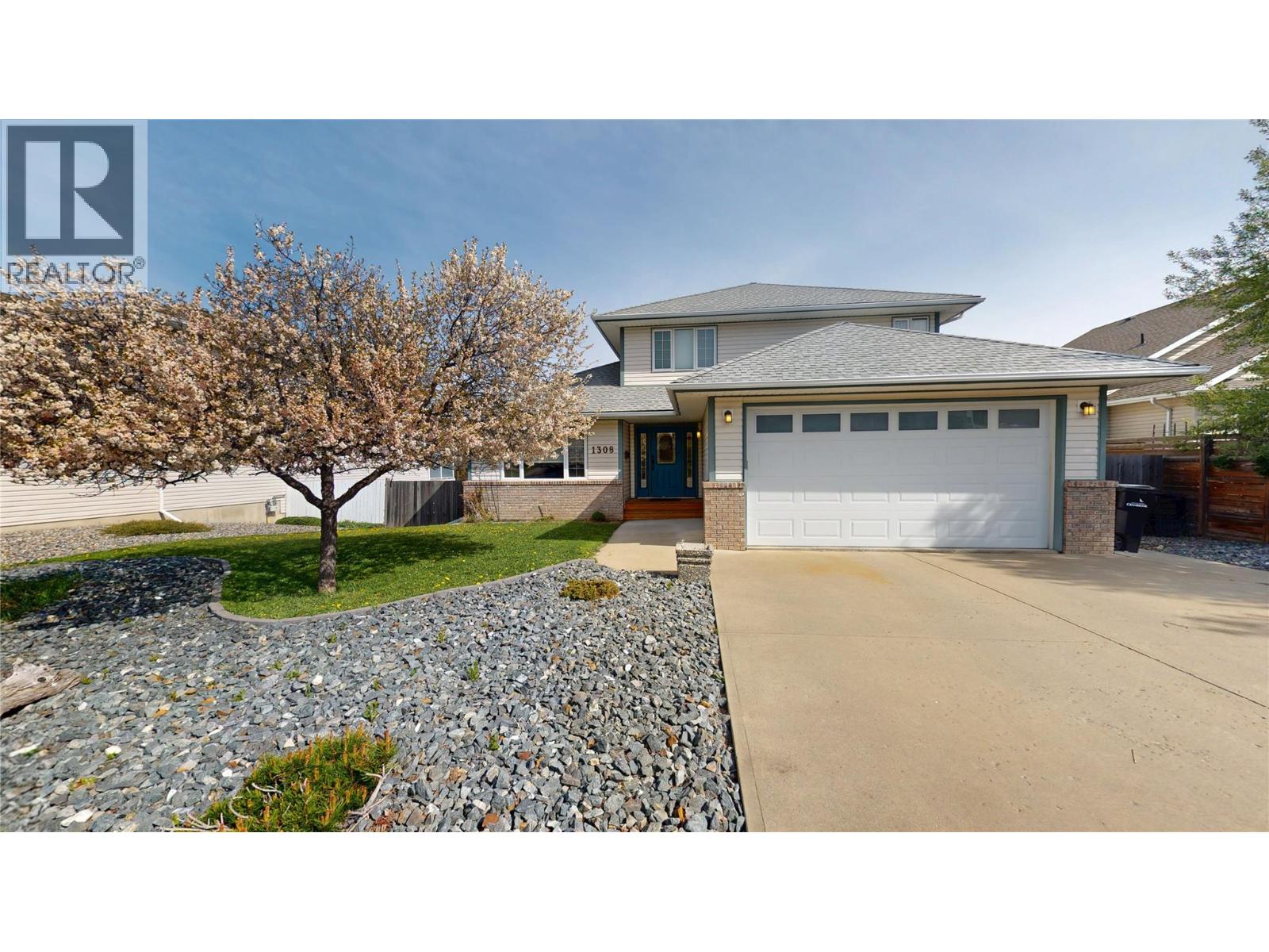 1308 20a Street S, Cranbrook, British Columbia  V1C 6L7 - Photo 1 - 10385877