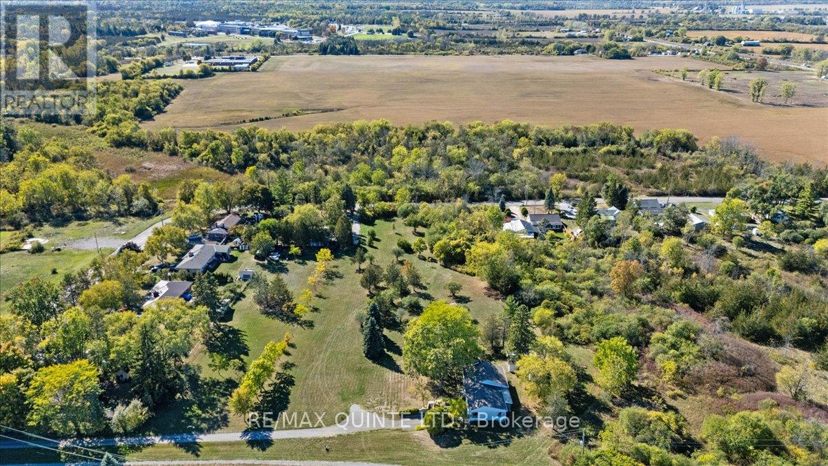 404 Bridge Street W, Belleville, Ontario  K8N 4Z2 - Photo 17 - X13083600