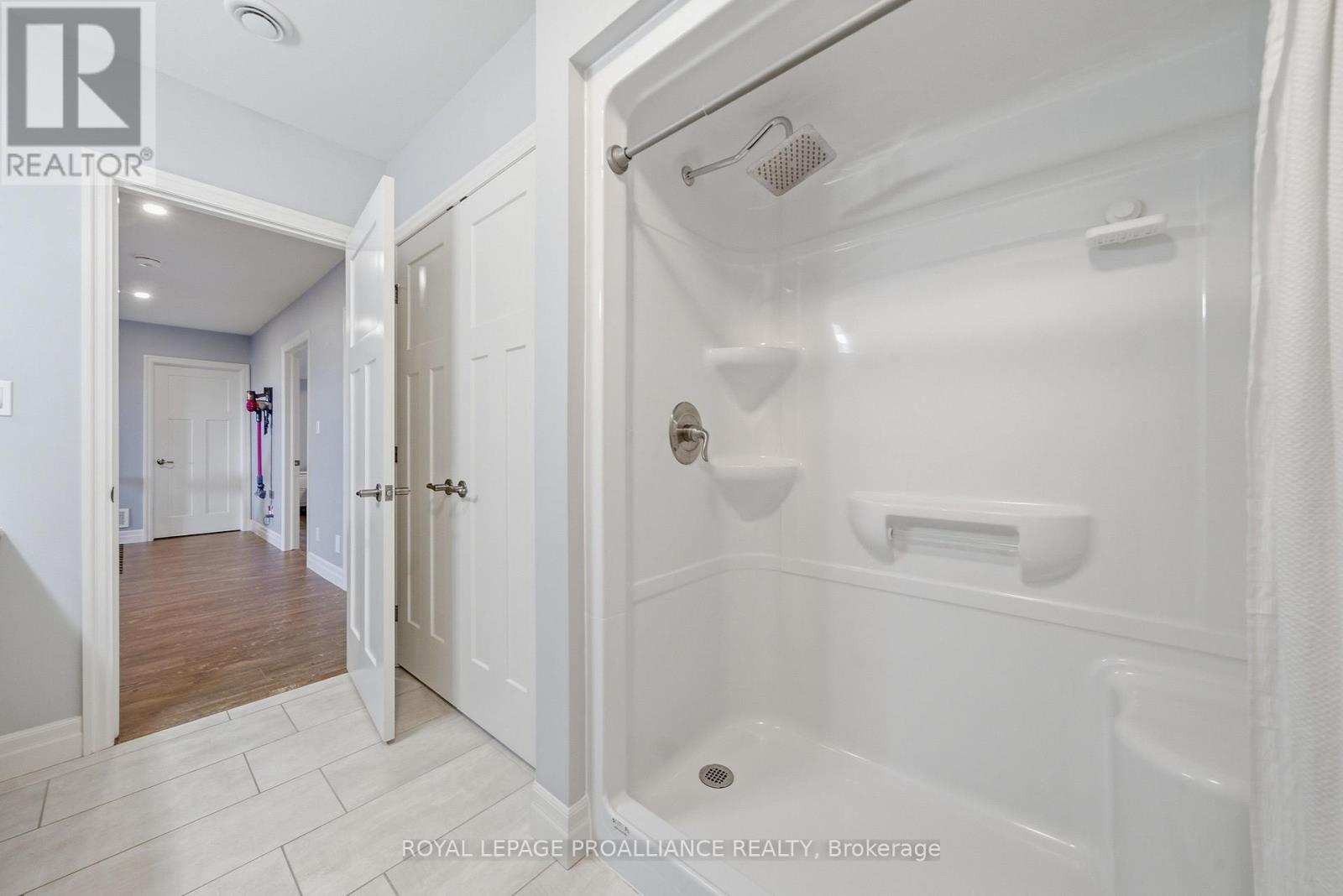 27 Blossom Court, Quinte West, Ontario  K8V 0E8 - Photo 35 - X13083796