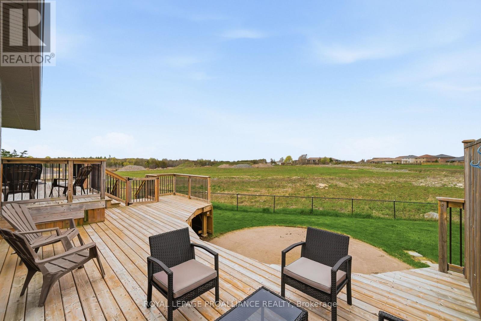 27 Blossom Court, Quinte West, Ontario  K8V 0E8 - Photo 40 - X13083796