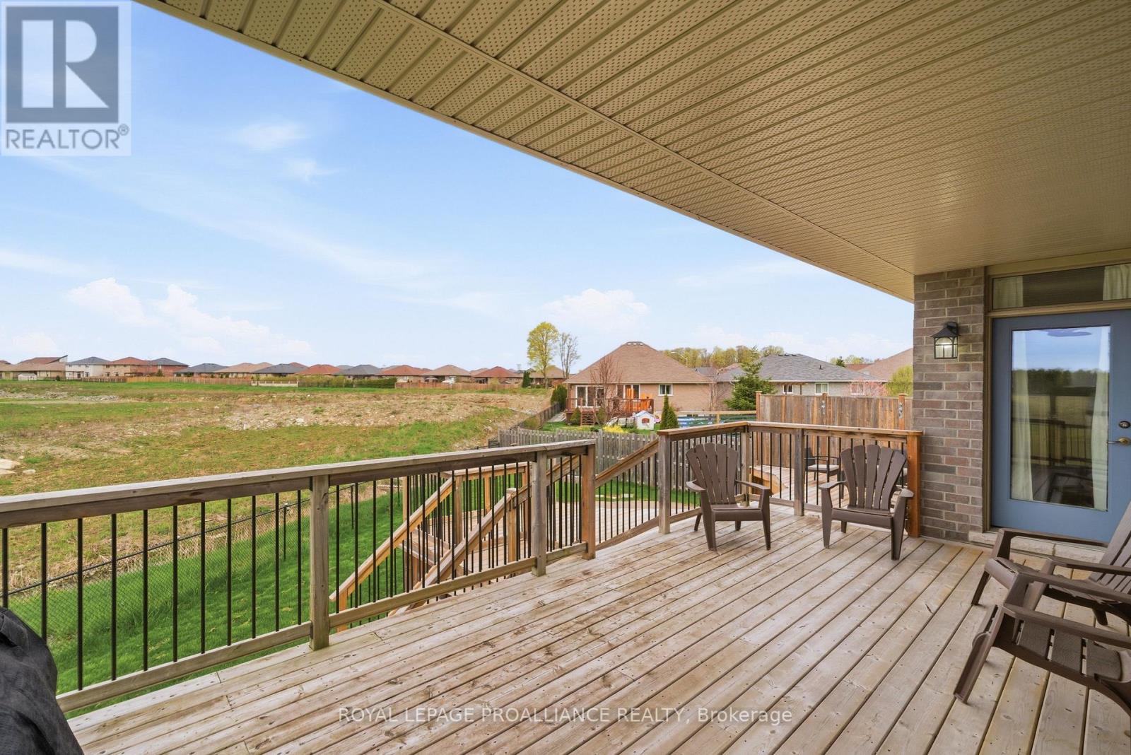27 Blossom Court, Quinte West, Ontario  K8V 0E8 - Photo 44 - X13083796