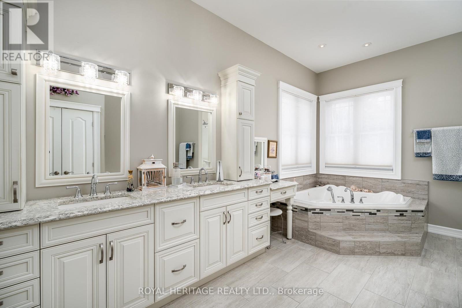 21564 Loyalist Parkway, Prince Edward County, Ontario  K0K 1L0 - Photo 17 - X13083938