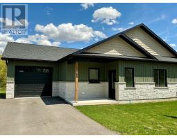 81 SPORTS DRIVE, Huron East, Ontario