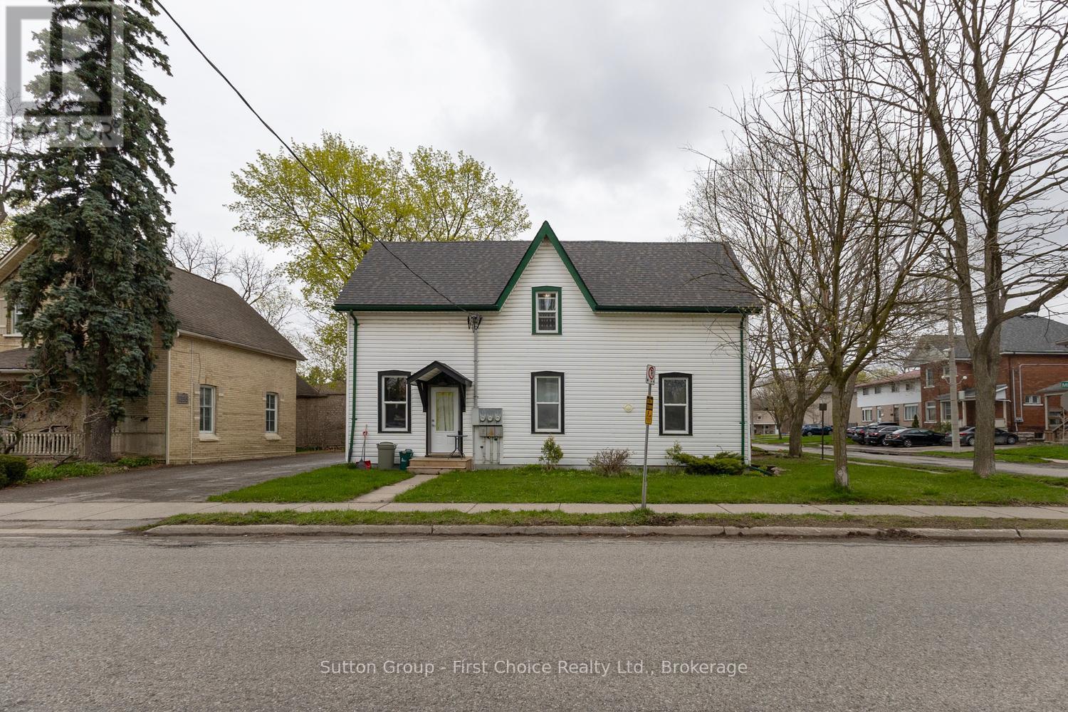 196 Nile Street, Stratford, Ontario  N5A 4E6 - Photo 5 - X13083770