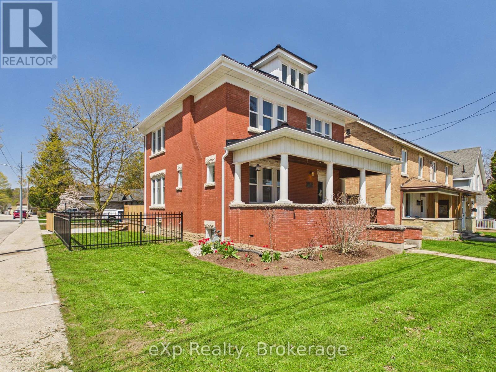 235 Jackson Street S, Brockton, Ontario  N0G 2V0 - Photo 3 - X13083844