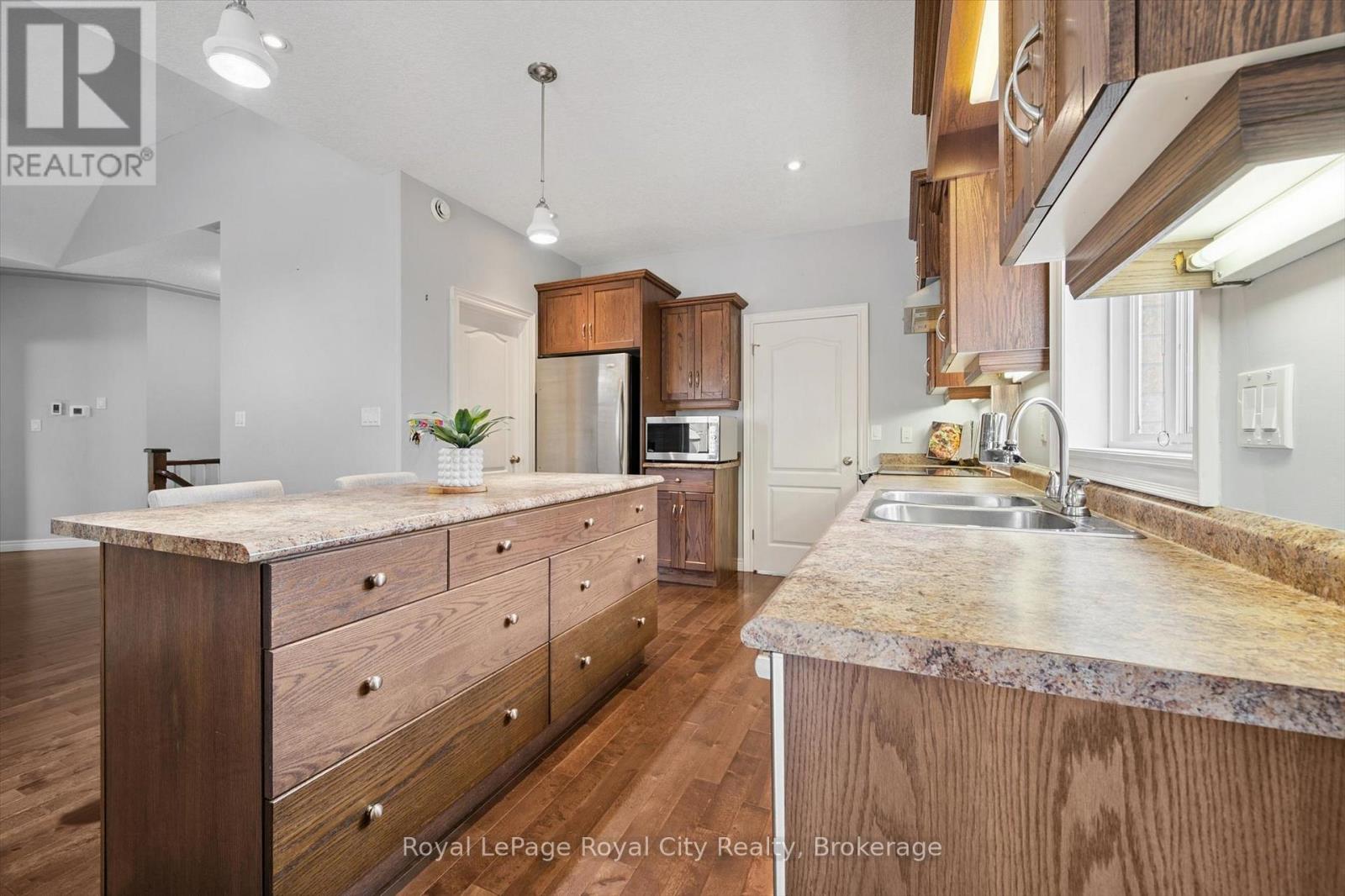 60a Eastview Road, Guelph, Ontario  N1E 1Z6 - Photo 14 - X13083910