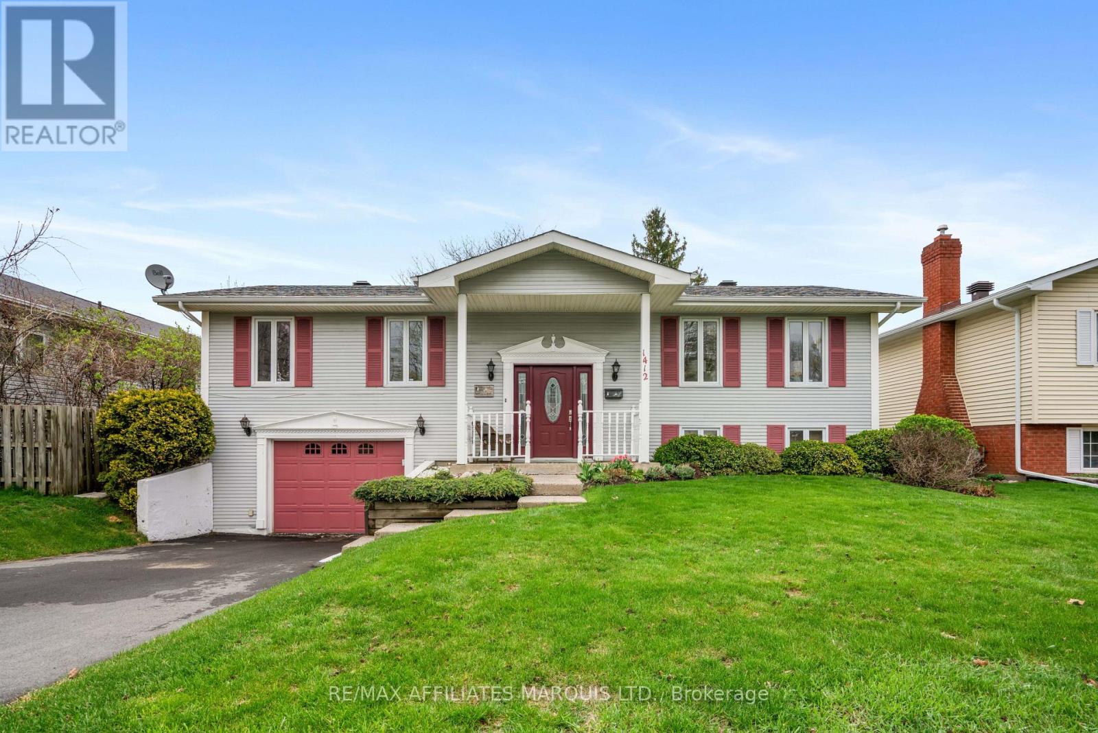 1412 LOCHIEL STREET, Cornwall, Ontario