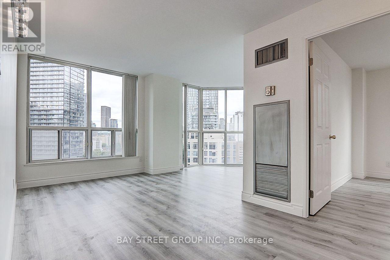 1611 - 24 Wellesley Street W, Toronto, Ontario  M4Y 2X6 - Photo 11 - C13083608